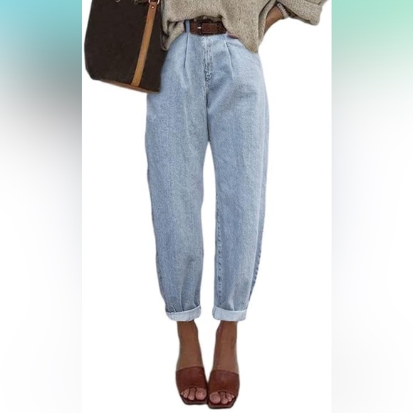 Women's Light Blue Boyfriend Jeans - Picture 2 of 15